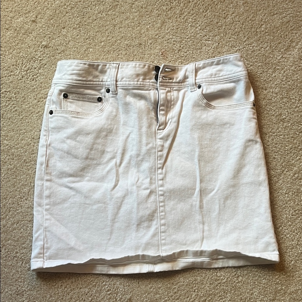 Ann Taylor White Mini Skirt